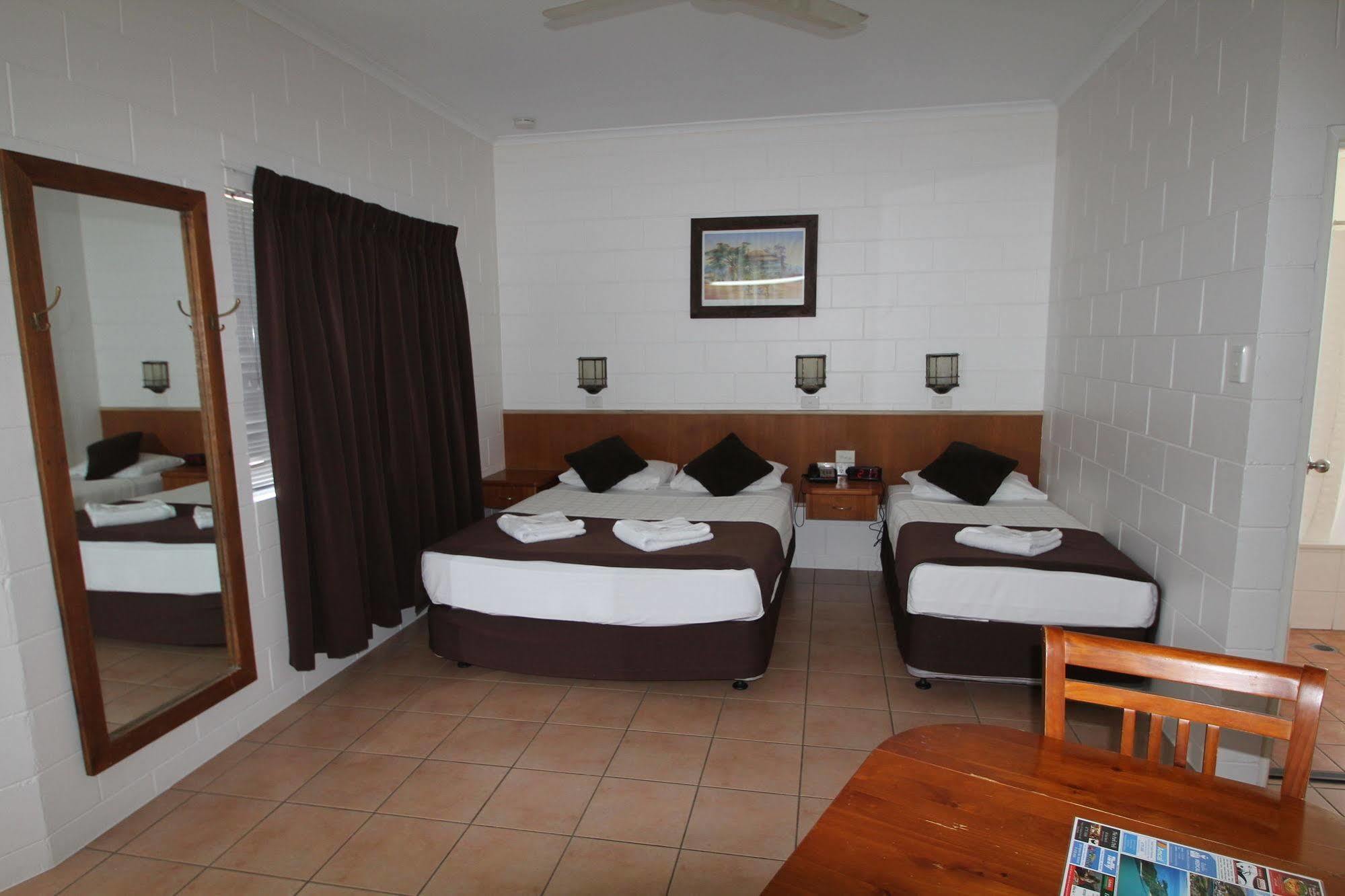 تاونسفيل Colonial Rose Motel المظهر الخارجي الصورة